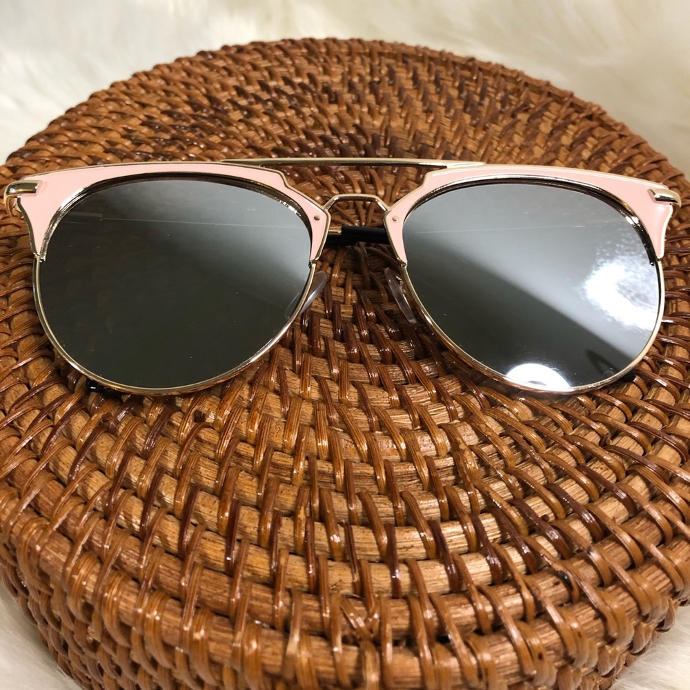 PINK-Sunglasses